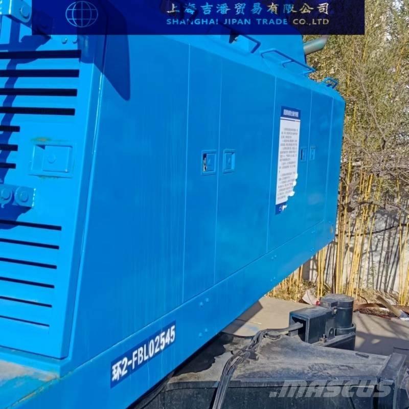 Hitachi SCX2500 Roomikkraanad