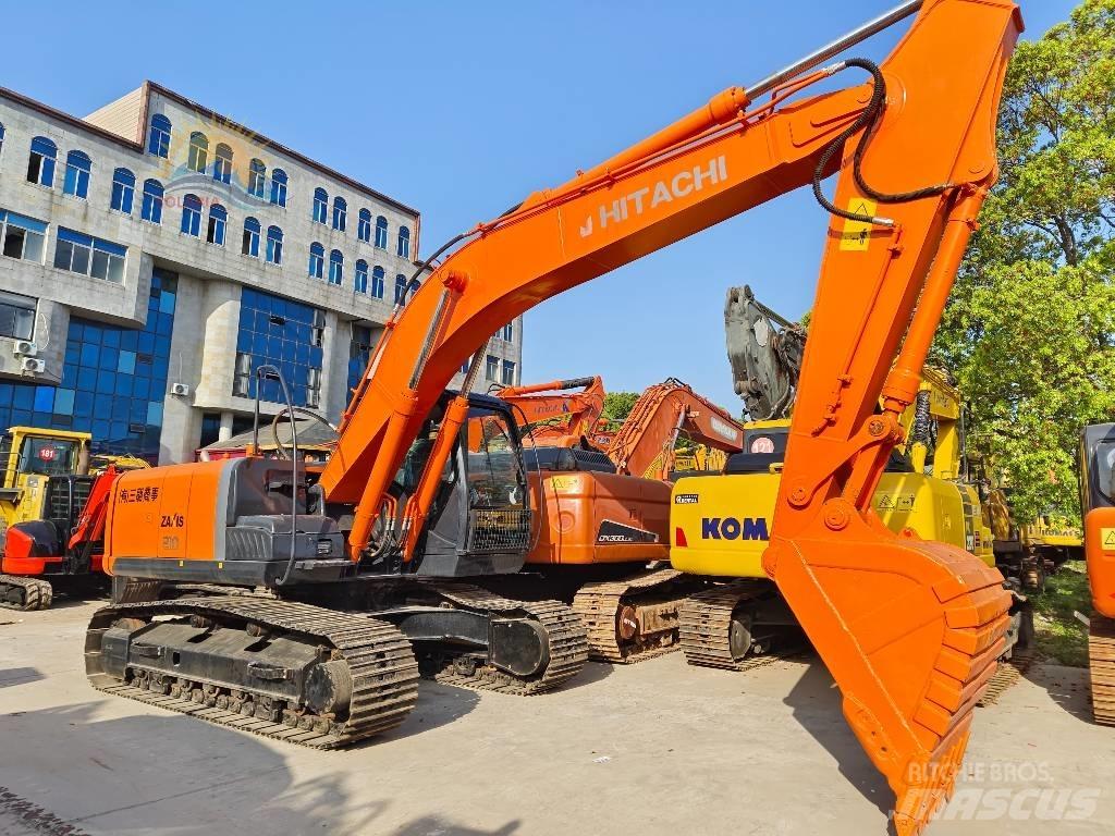 Hitachi ZX 210 Roomikekskavaatorid