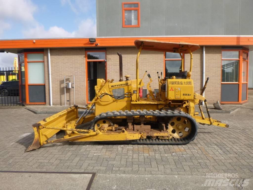 Mitsubishi BD2 F Buldooserid