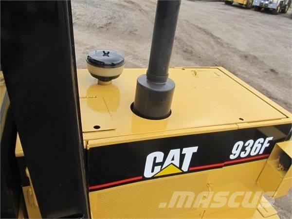 CAT 936 F Rataslaadurid