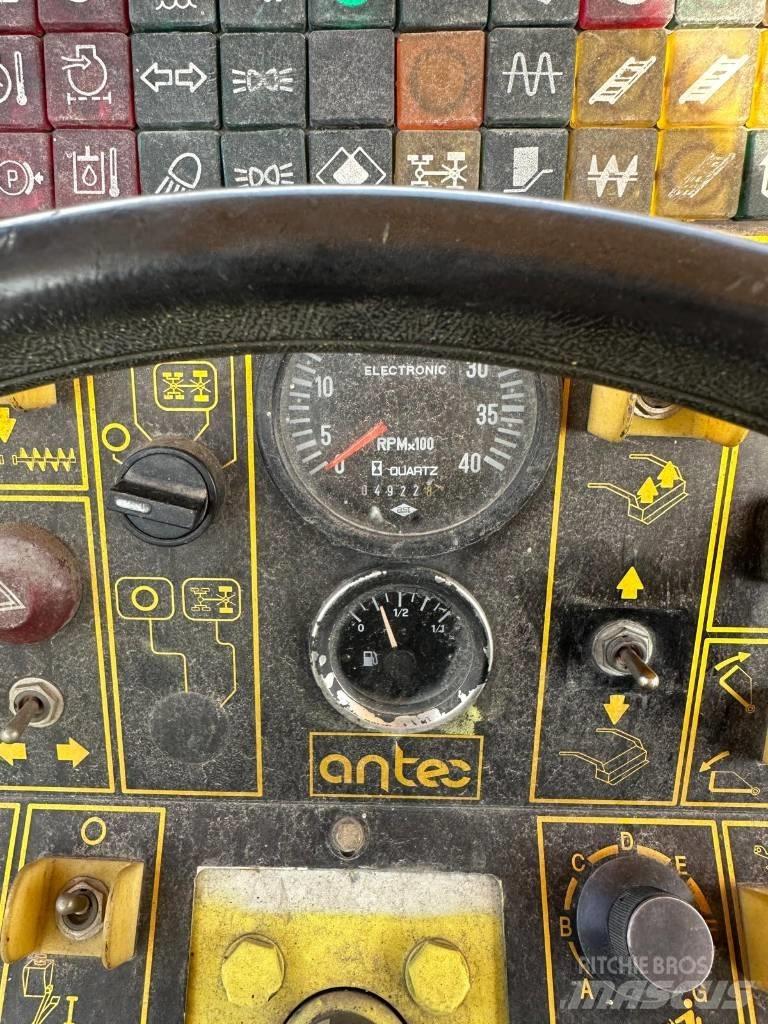 Ammann AFW 350 E Asfaldilaoturid