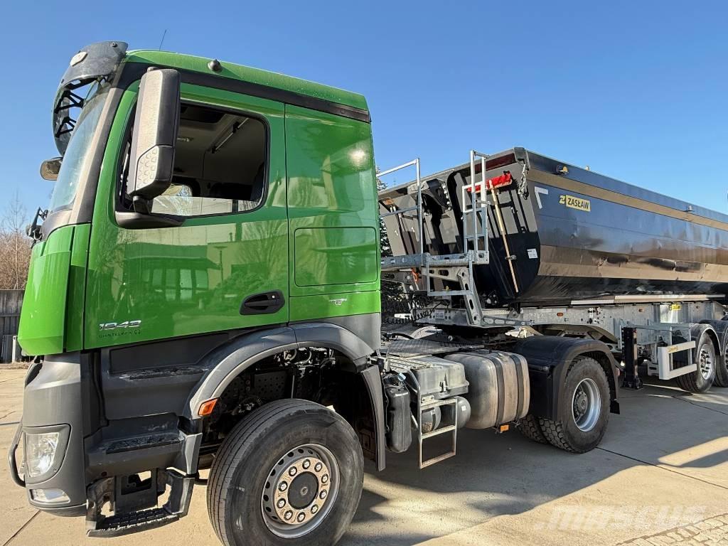 Mercedes-Benz Arocs Sadulveokid