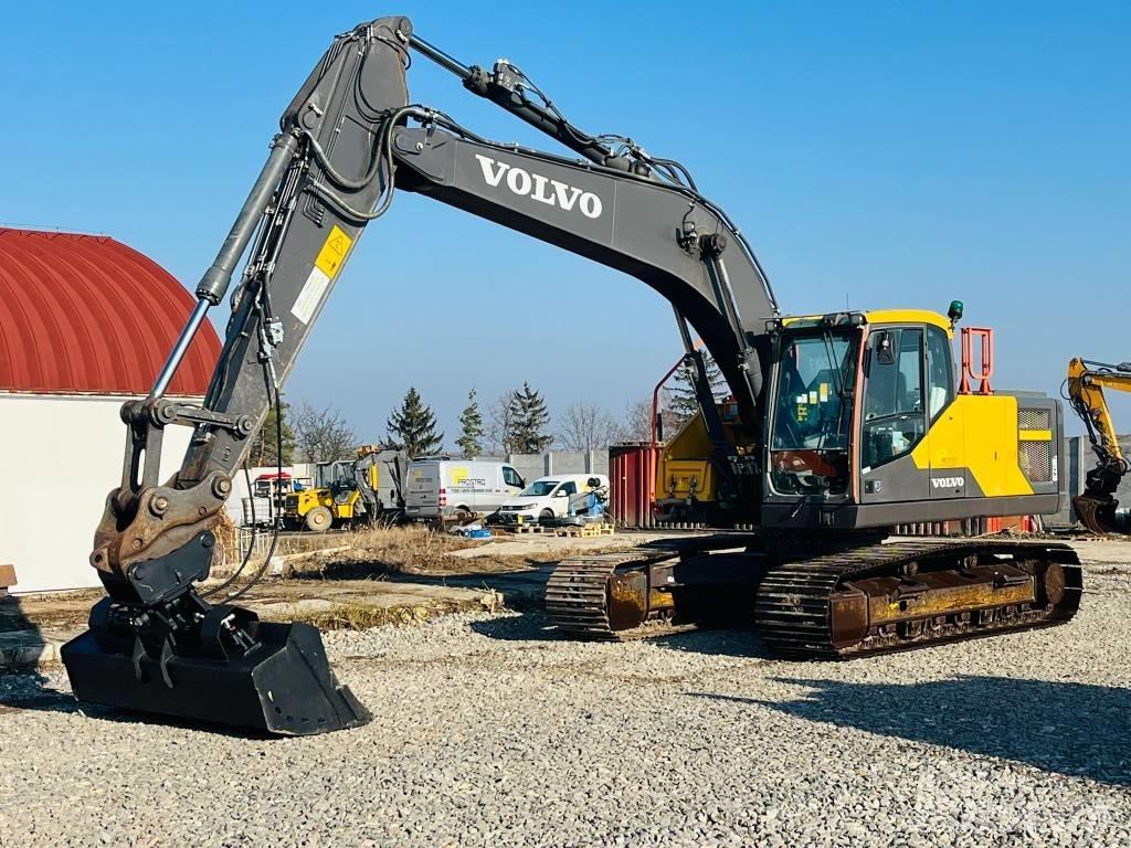 Volvo EC 220 EL Roomikekskavaatorid
