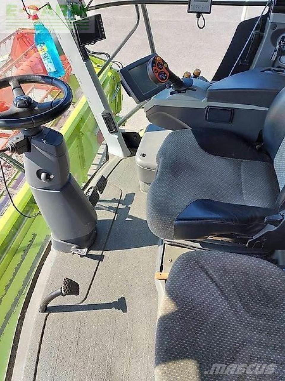 CLAAS lexion 750 Teraviljakombainid