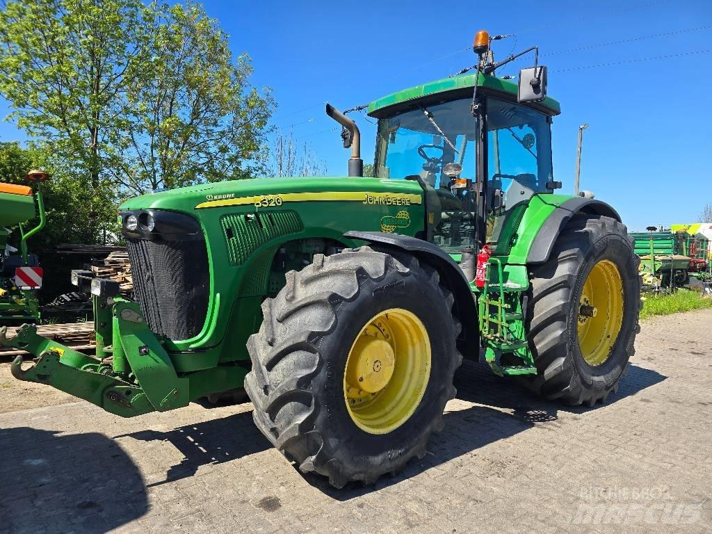John Deere 8320 Traktorid