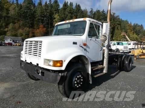 International 4900 Raamautod