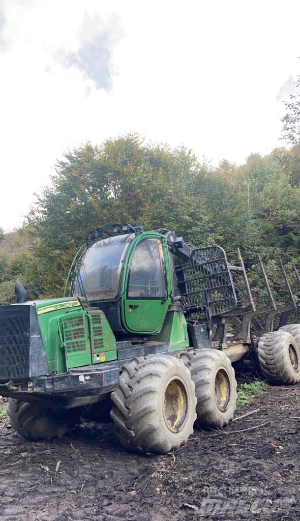 John Deere 1110 E Forwarderid