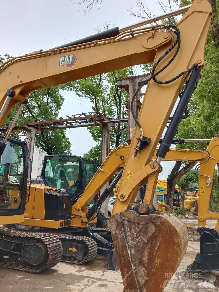 CAT 310 Roomikekskavaatorid