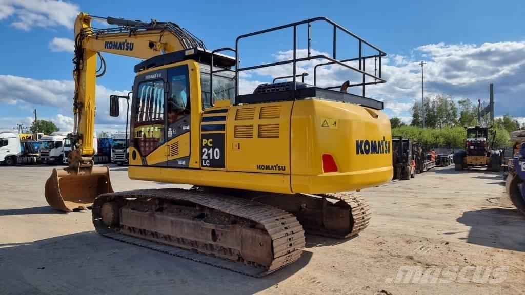Komatsu PC 210 LC-11 Roomikekskavaatorid