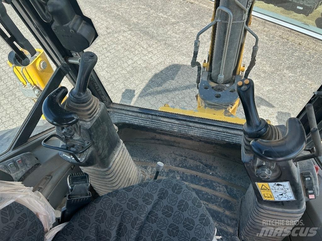 New Holland B 100 C Ekskavaatorlaadurid