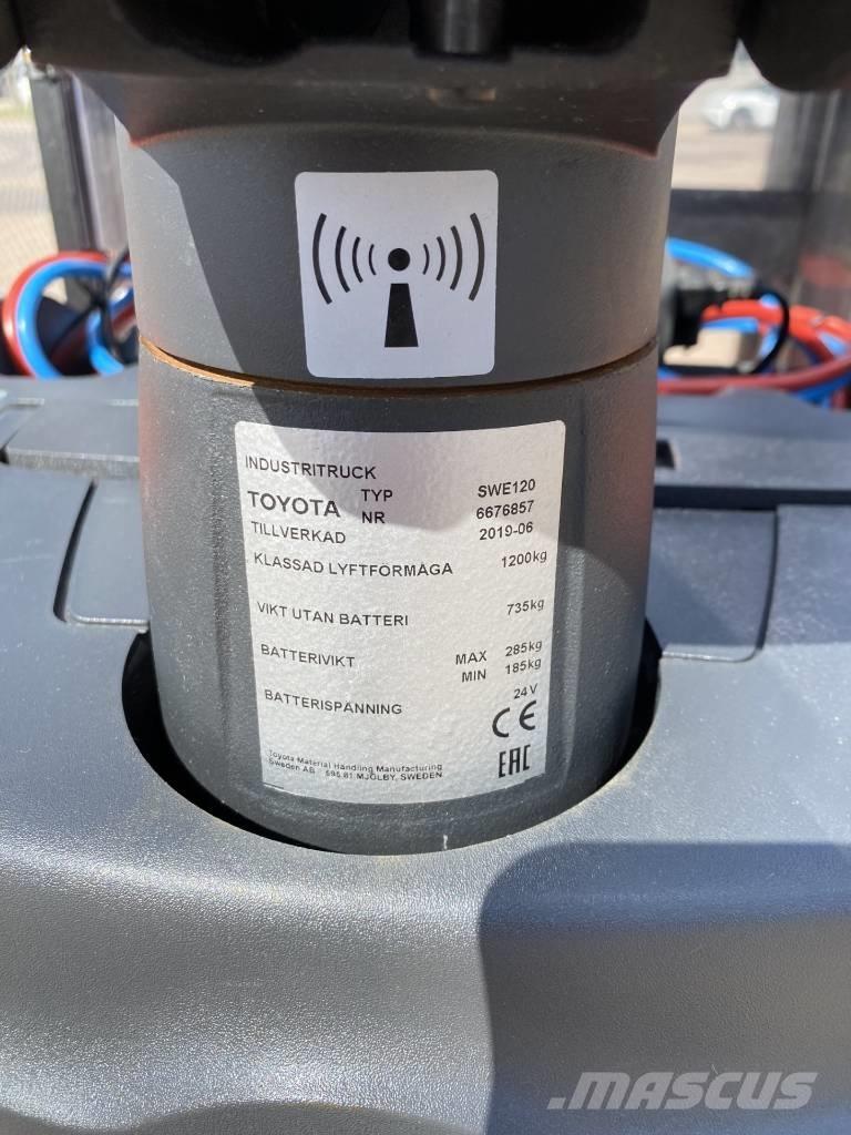 Toyota SWE 120 Järelkäidavad virnastajad