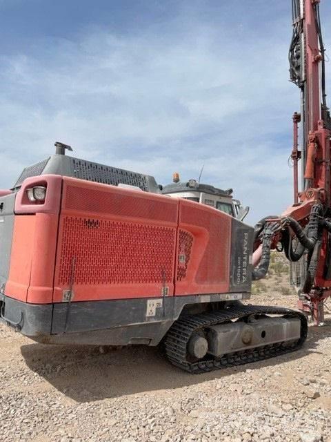 Sandvik DP 1500 i Vertikaalsed puurmasinad