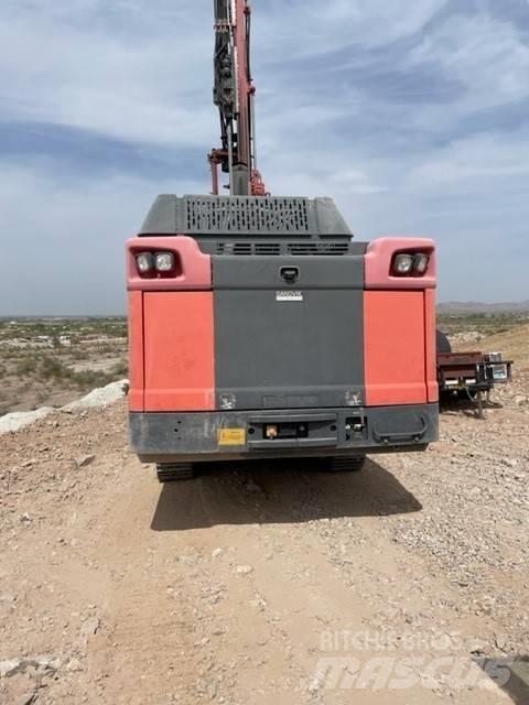 Sandvik DP 1500 i Vertikaalsed puurmasinad