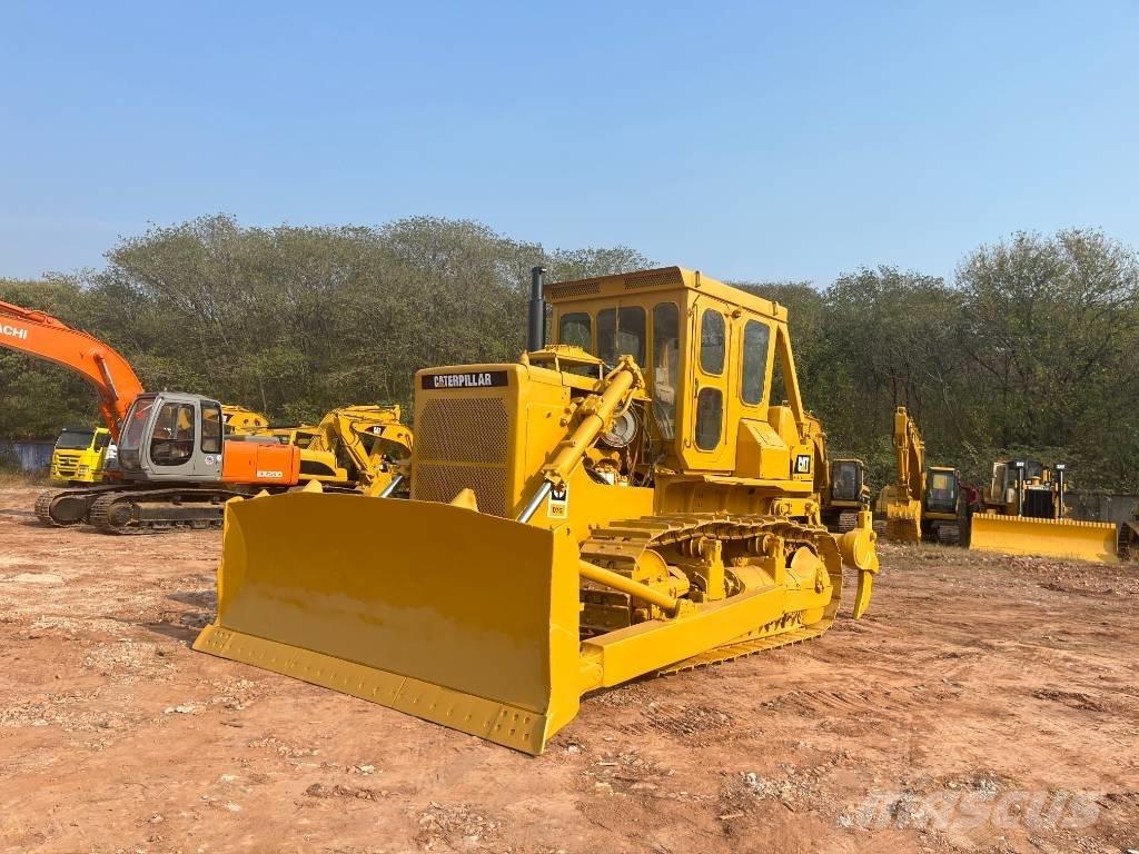 CAT D7G Buldooserid