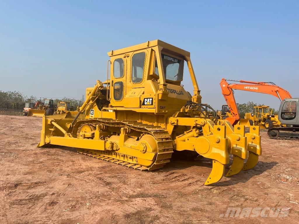 CAT D7G Buldooserid