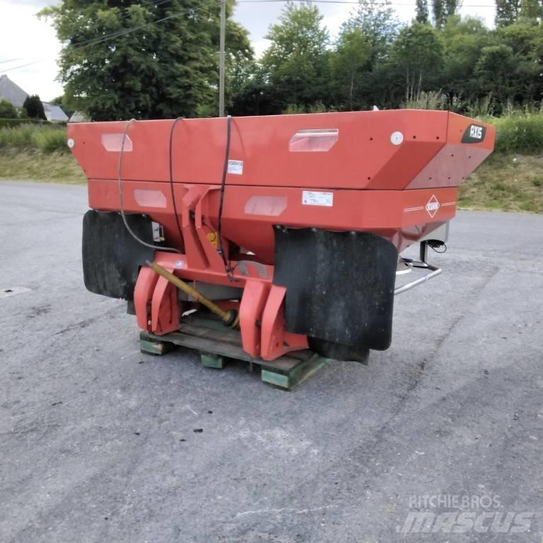 Kuhn Axis 40.1 Mineraalväetise laoturid