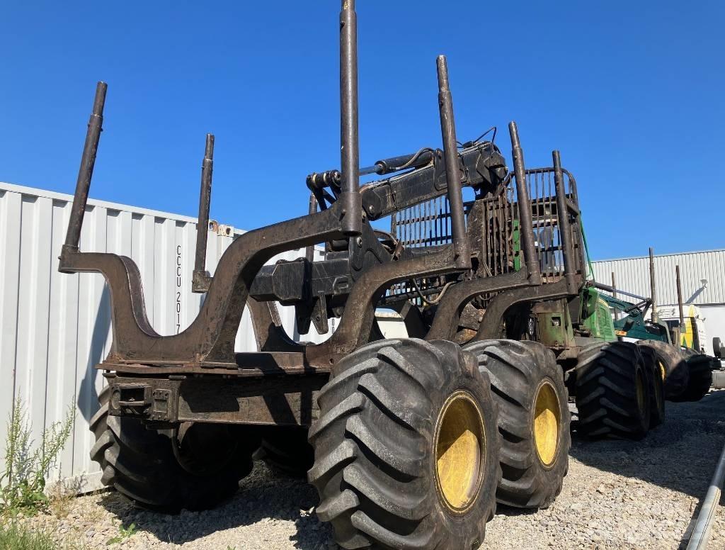 John Deere 1110 E Forwarderid