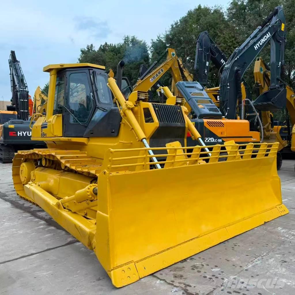 Komatsu D65PX-12E Buldooserid