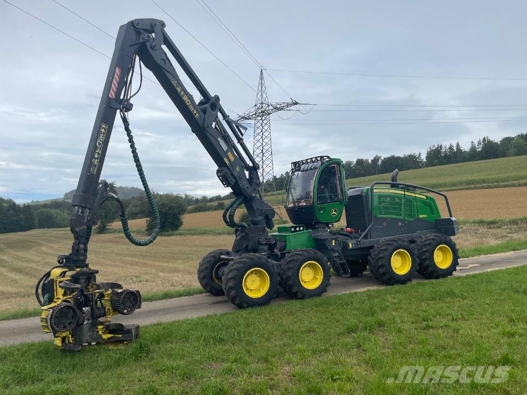 John Deere 1270G 8WD Harvesterid