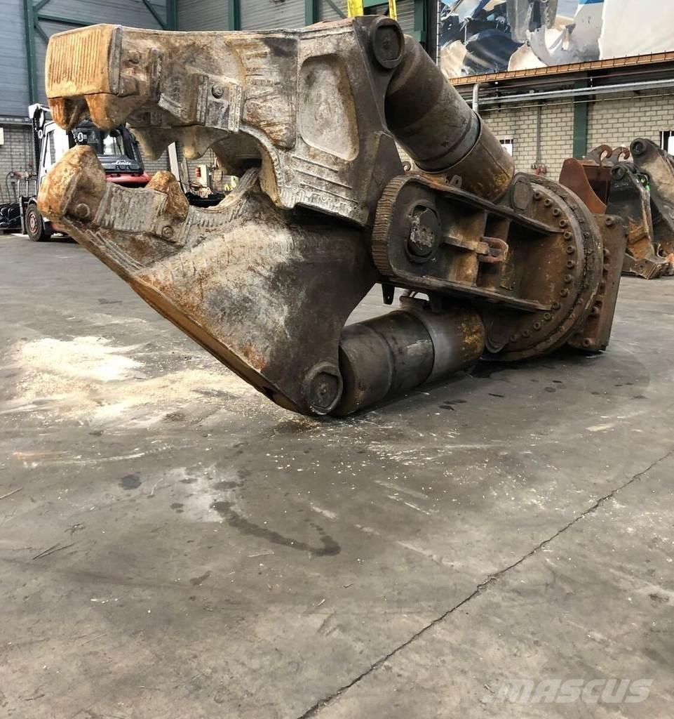 Atlas Copco CC6000 Betoonipurustuskäärid