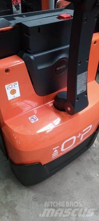 Toyota LWE 200 Elektriline alusesiirdaja