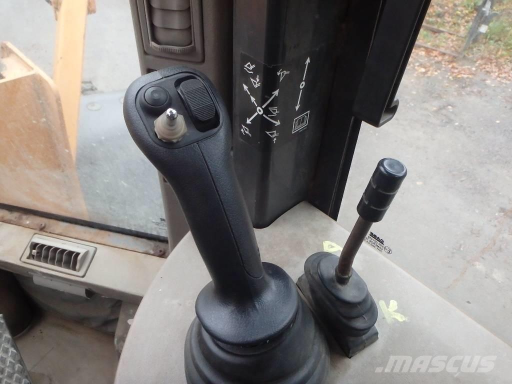 CASE 721 D 4x4 Rataslaadurid