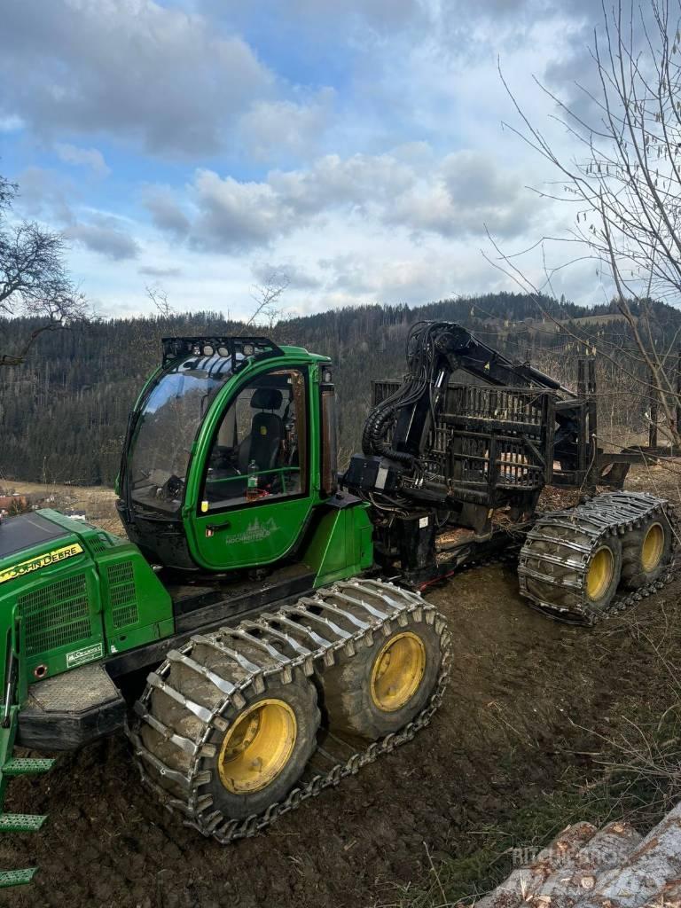John Deere 1110 E Forwarderid