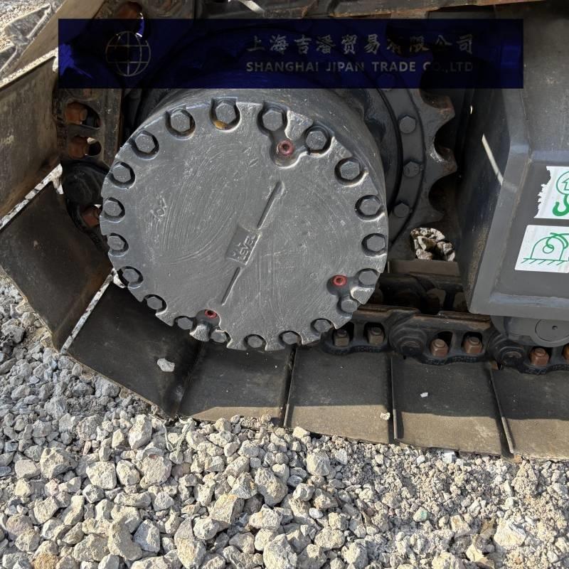 Komatsu PC 240 Roomikekskavaatorid