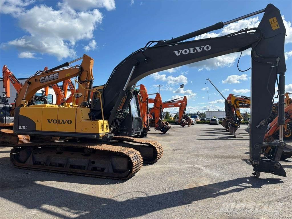 Volvo EC210CL Roomikekskavaatorid