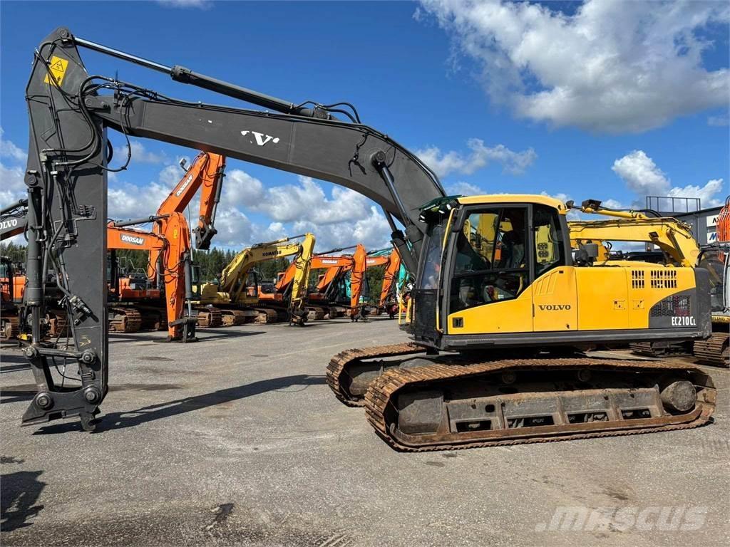 Volvo EC210CL Roomikekskavaatorid
