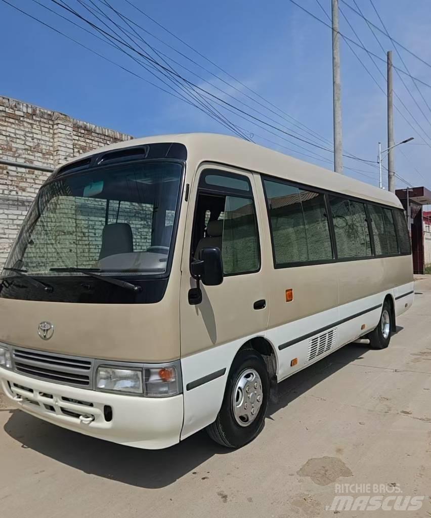 Toyota Coaster Bus Väikebussid