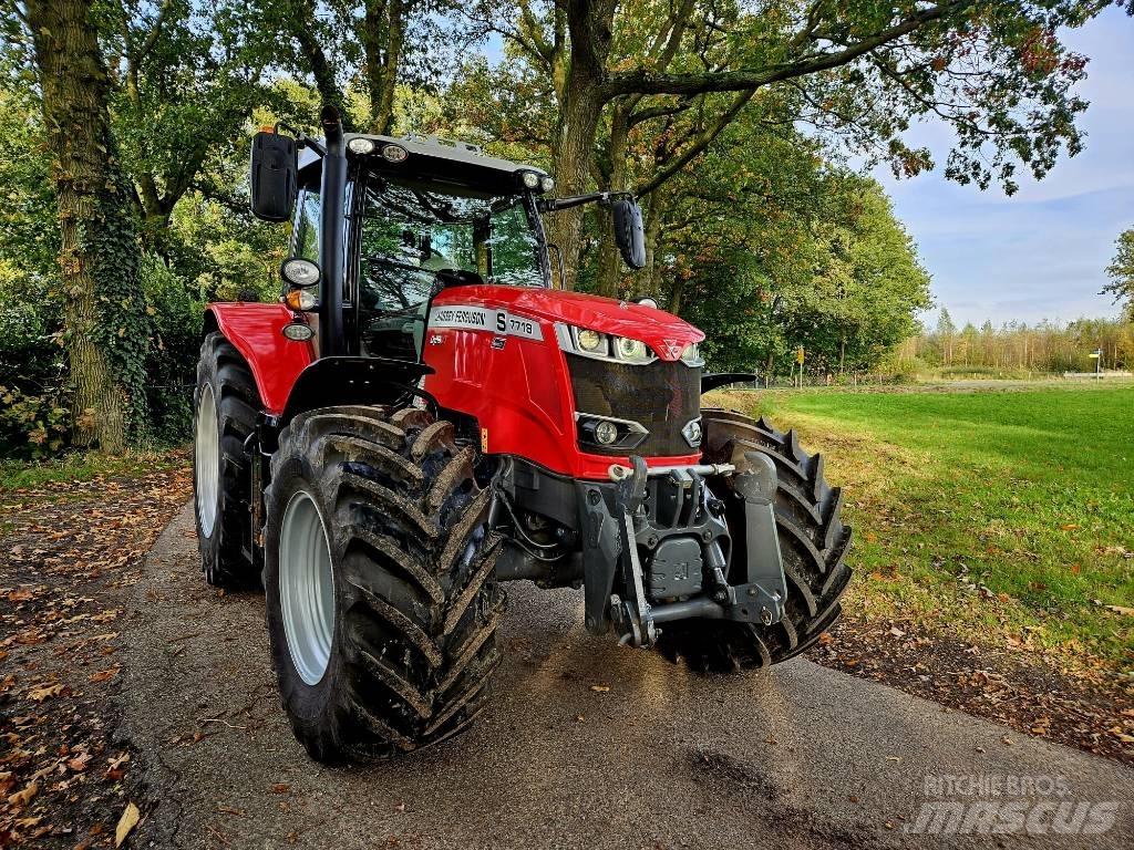 Massey Ferguson 7718 Traktorid