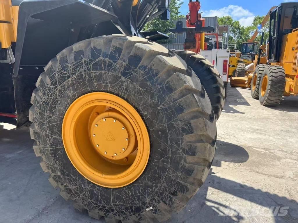SDLG LG 958 L Rataslaadurid