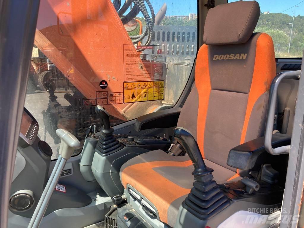 Doosan DX 235 LCR Roomikekskavaatorid