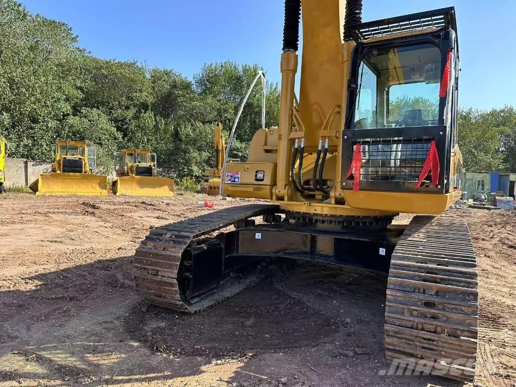 CAT 330 C Roomikekskavaatorid