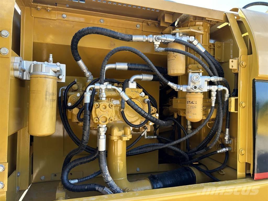 CAT 325 C Roomikekskavaatorid