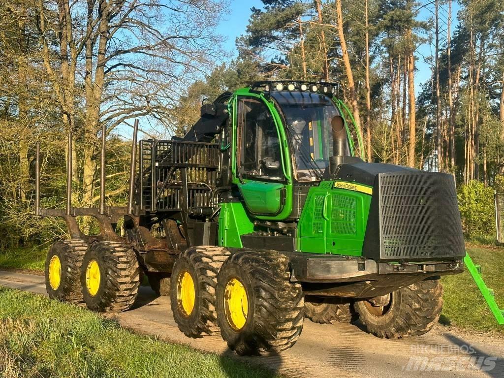 John Deere 1210 E Forwarderid