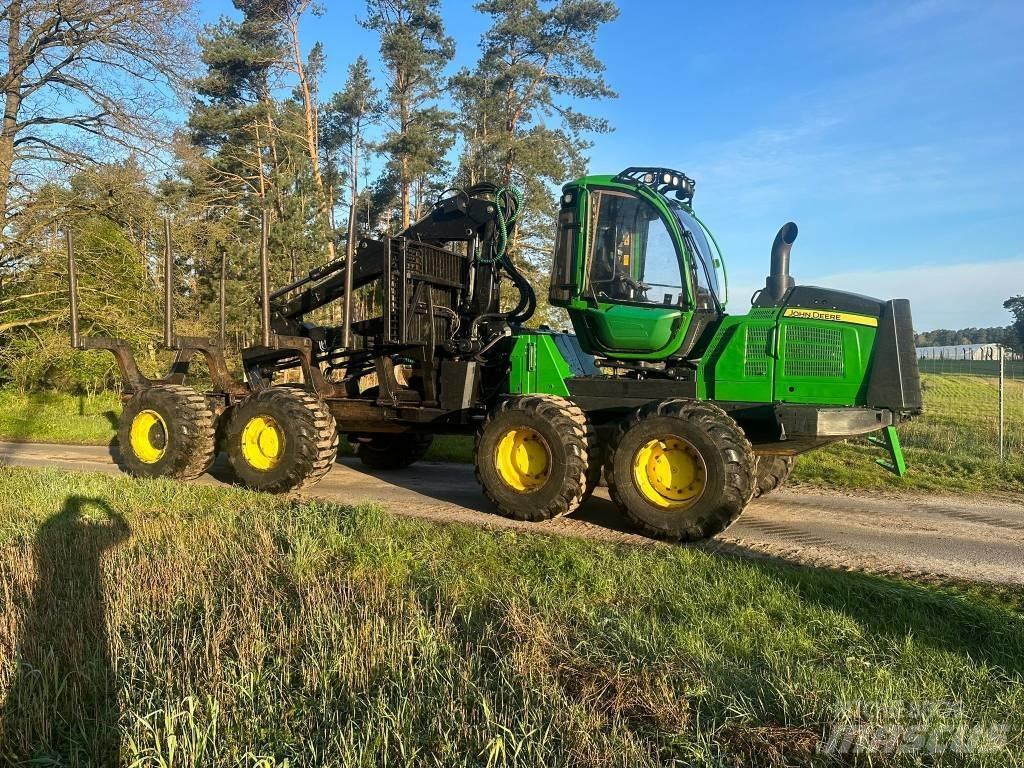John Deere 1210 E Forwarderid