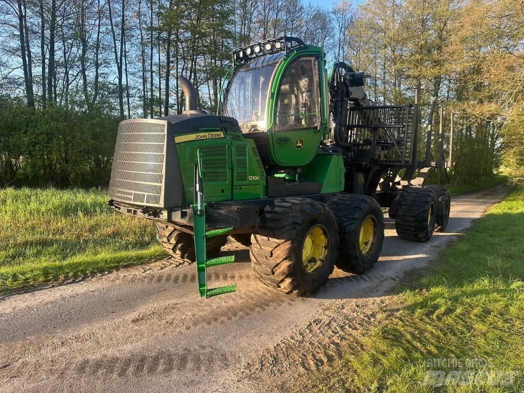 John Deere 1210 E Forwarderid