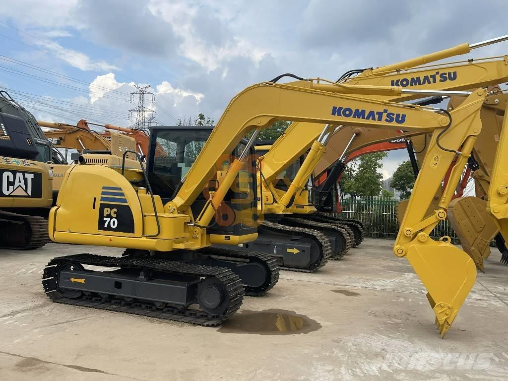 Komatsu PC 70 Väikeekskavaatorid 7t-12t