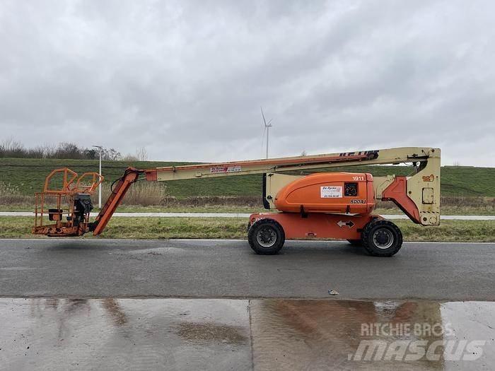 JLG 800AJ Iseliikuvad poomtõstukid