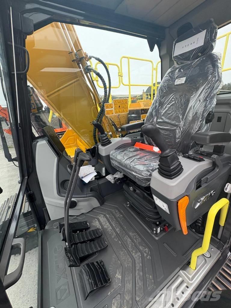 XCMG XE135E Roomikekskavaatorid