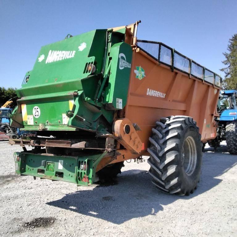 Dangreville EV 11 Sõnnikulaoturid