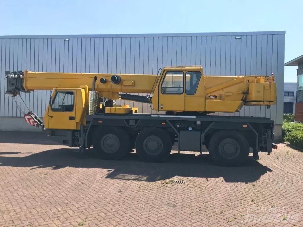 Grove GMK 3050 Maastikutõstukid