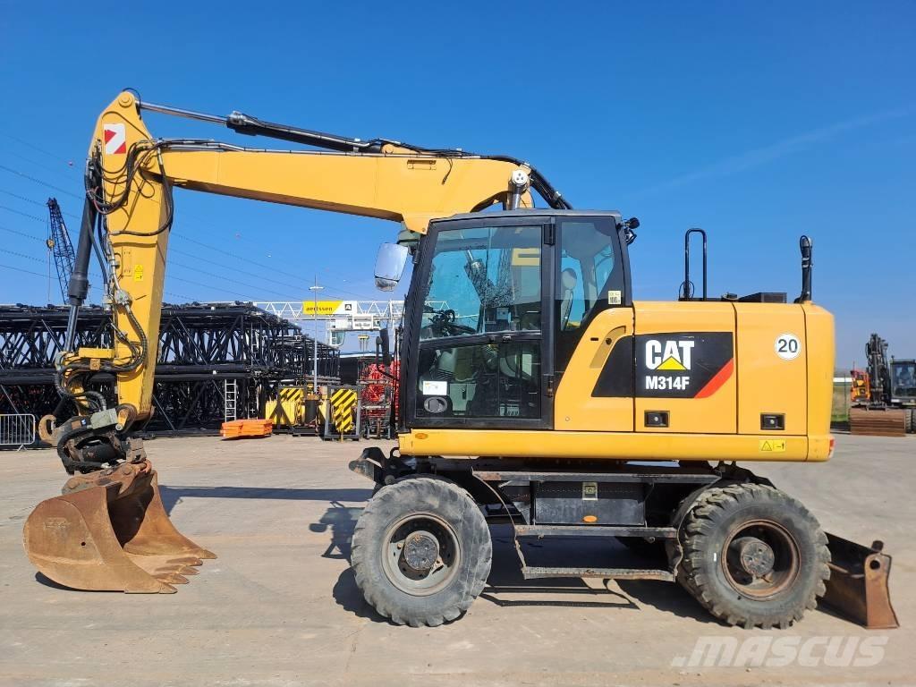 CAT M134F Ratasekskavaatorid