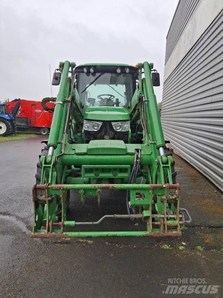John Deere 6110 Traktorid