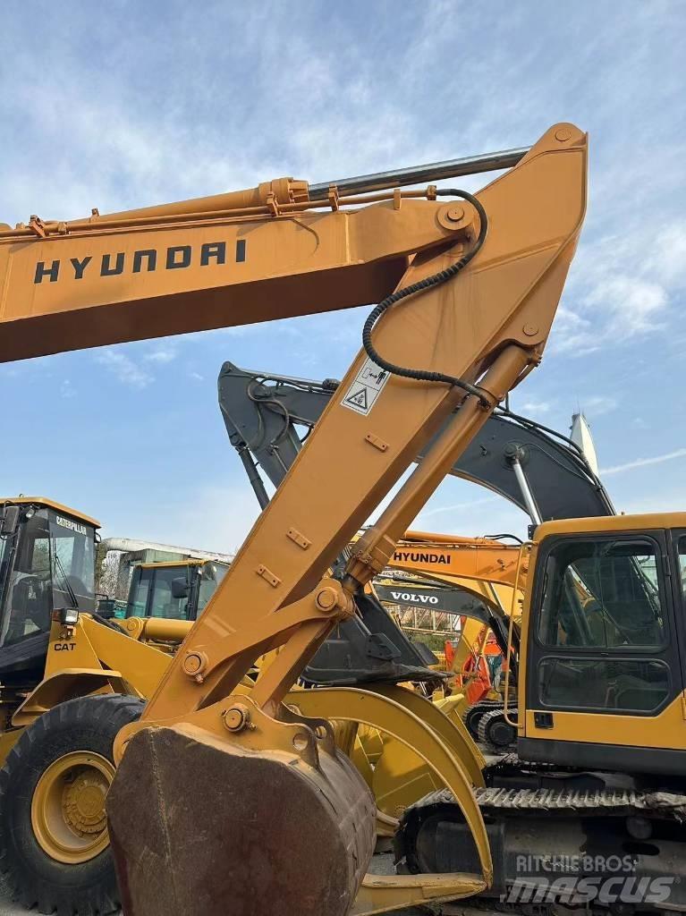Hyundai DH210W-9 Ratasekskavaatorid