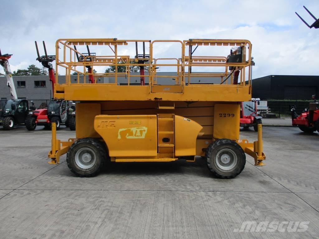 JLG 4394RT (337) Käärtõstukid