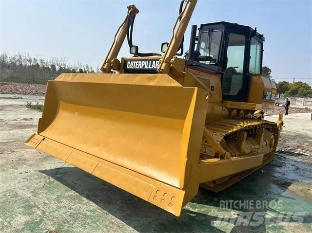 CAT D 6 G Buldooserid