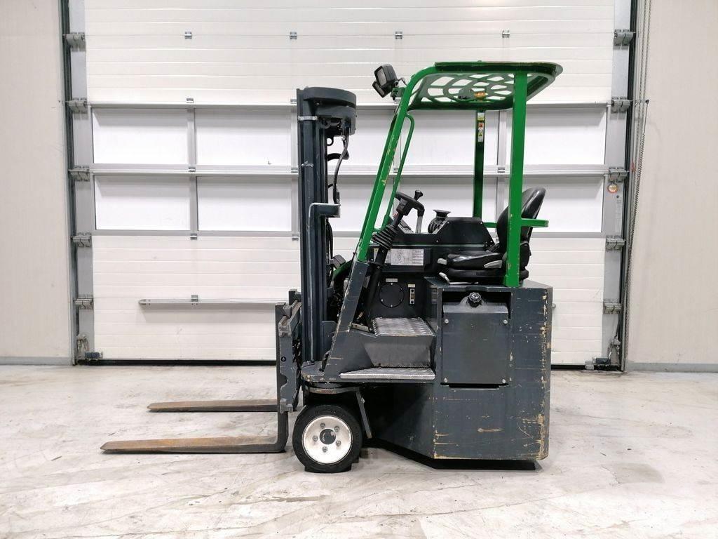 Combilift CB2500 Külglaadurid